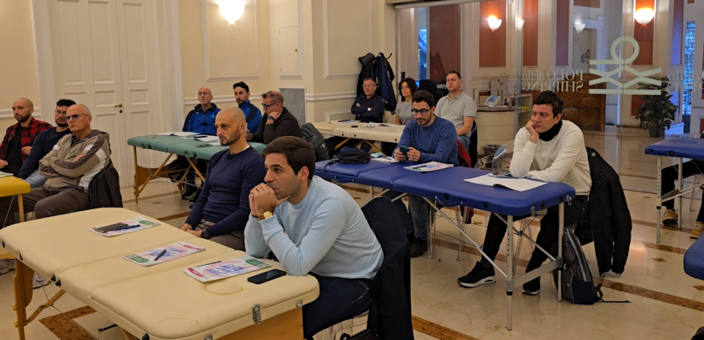 Alcuni dei partecipanti al corso di fisioterapia ecoguidata a Napoli