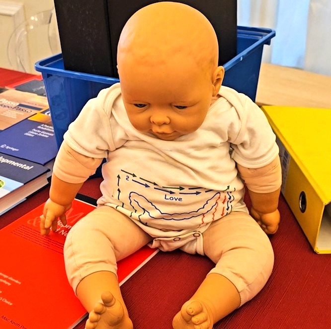 Bambolotto al corso Riabilitazione in età pediatrica