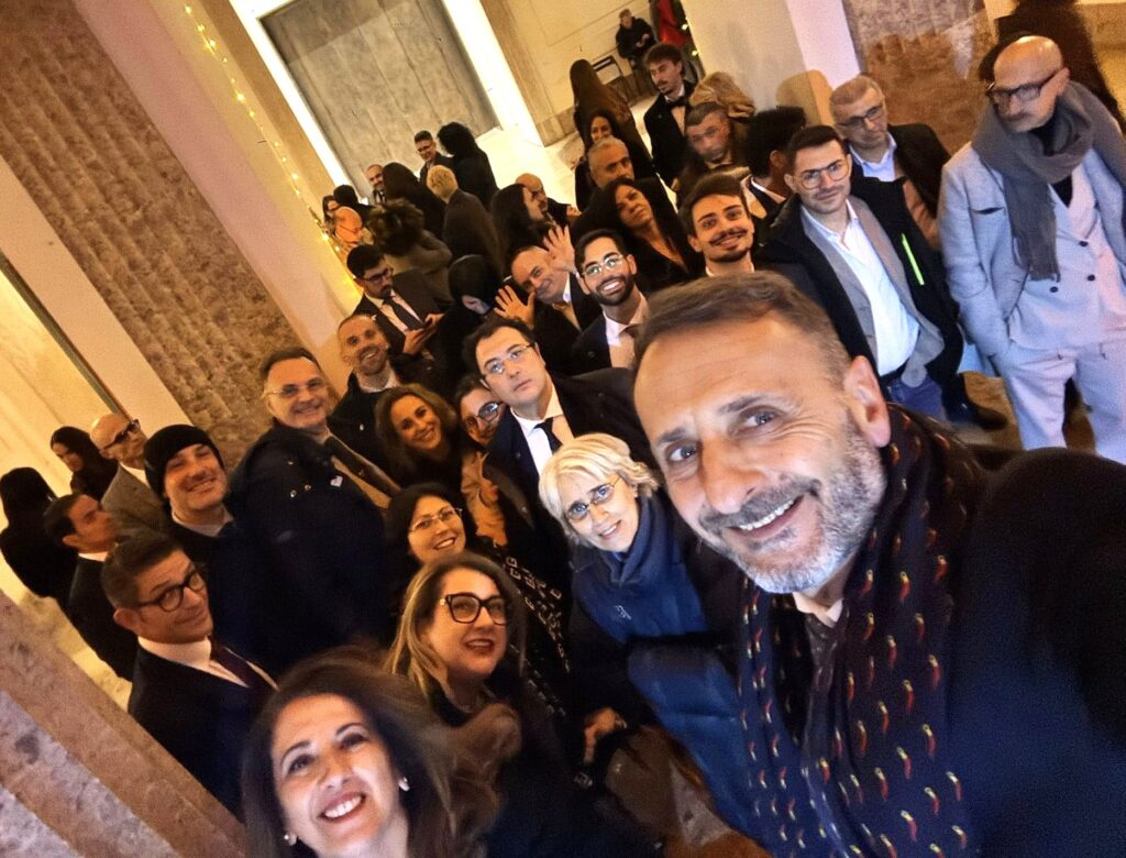 Foto gruppo Terzo Congresso FNOFI di Napoli