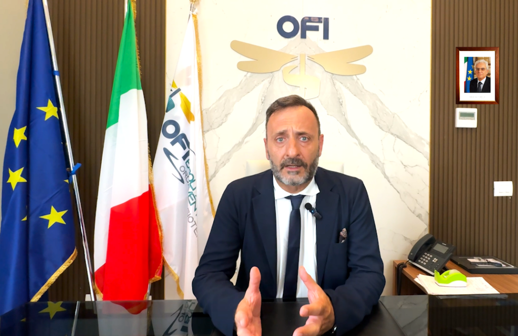 Il Dott. Paolo Esposito nella sede dell'Ordine dei Fisioterapisti