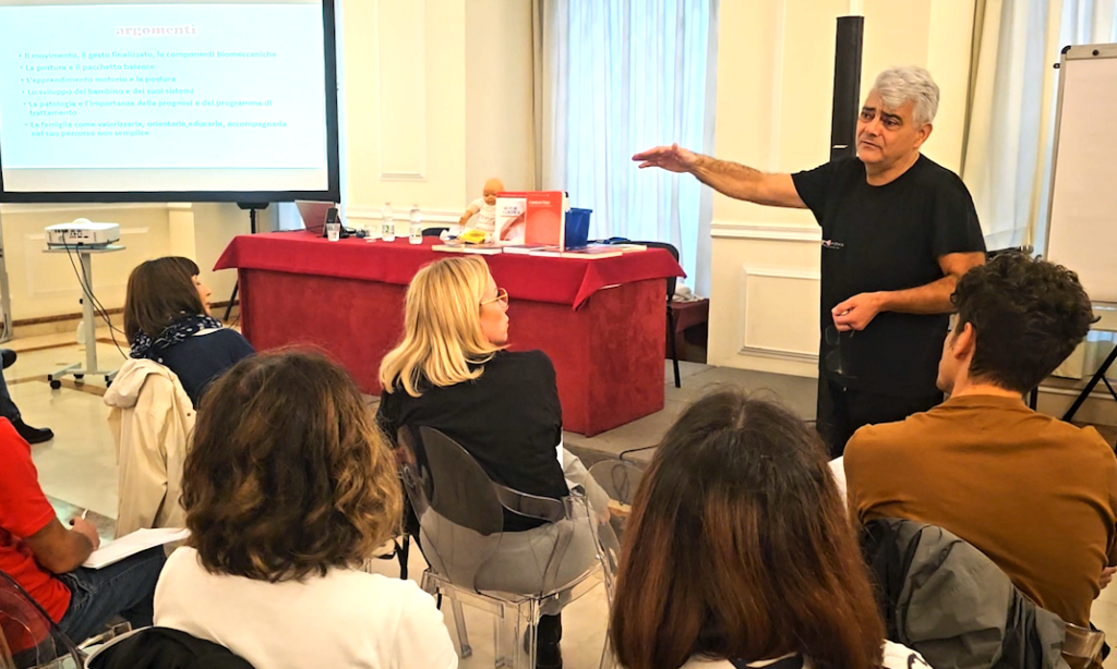 Il Prof. Borgo durante il seminario