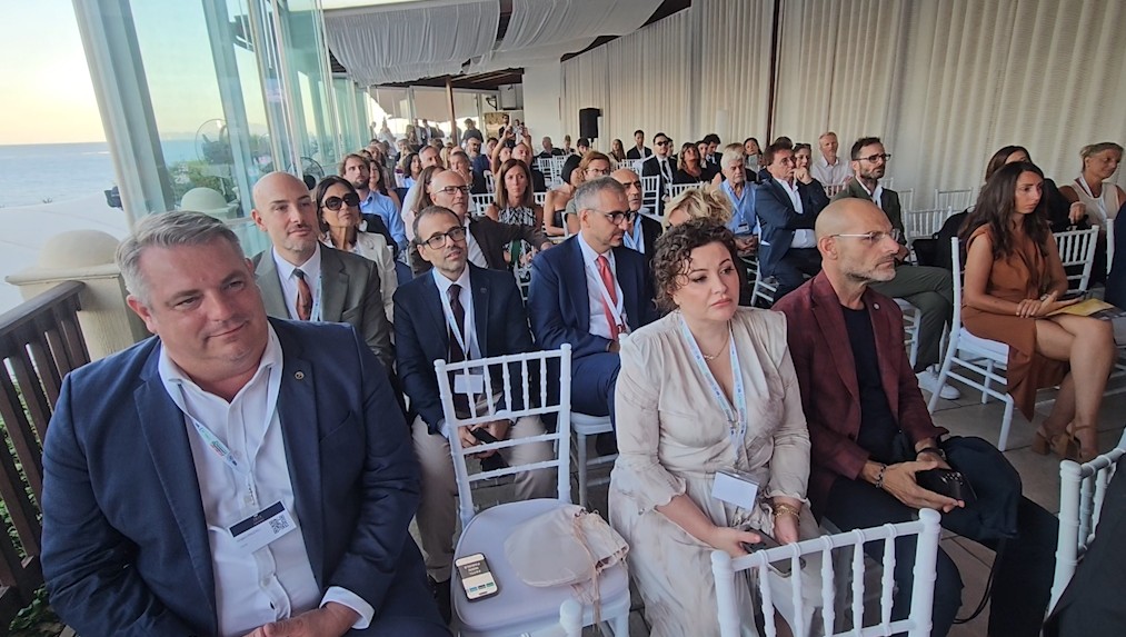 La sala del convegno