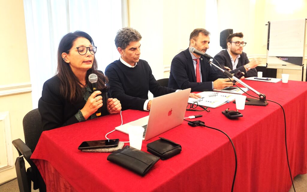 Napoli, Riabilitazione precoce nei traumi della mano il tavolo di presidenza