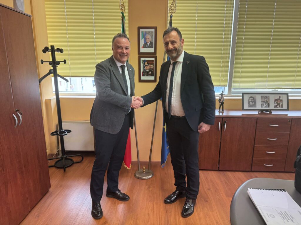 Abusivismo professionale: Presidente Ordine Fisioterapisti Esposito incontra comandante NAS Avagnale